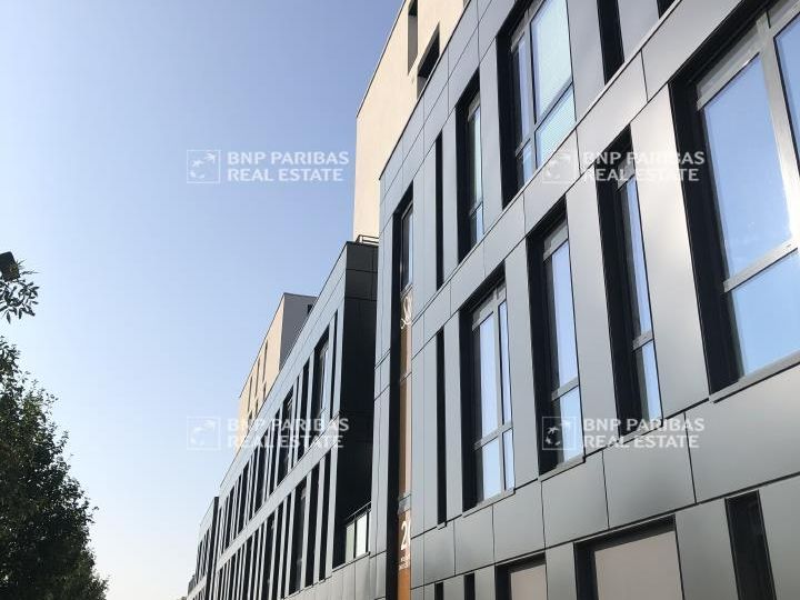 Location Bureaux 993 m² divisibles 69120 Vaulx-en-velin