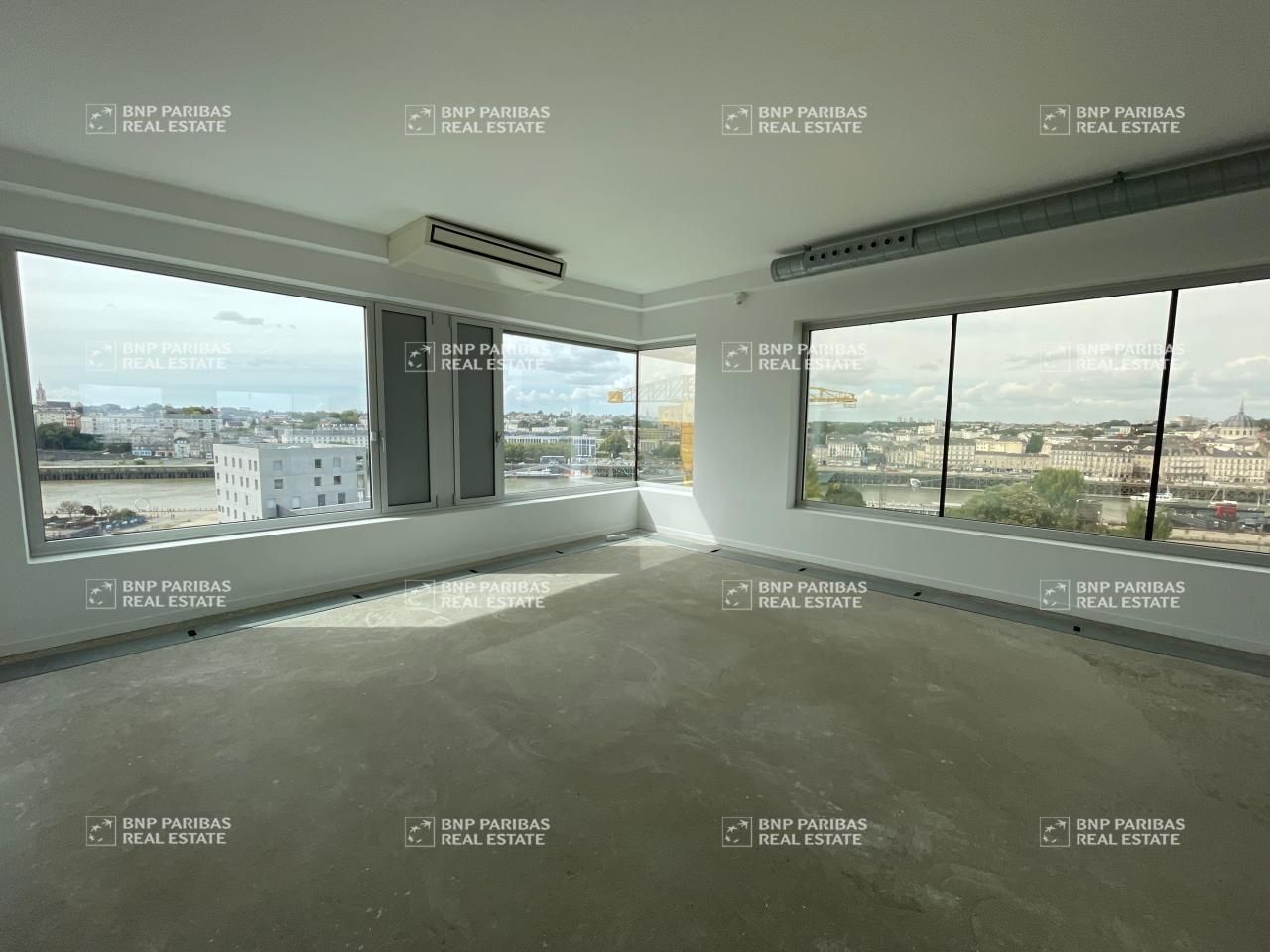 615.21 m² pour ce bureaux en location à Nantes