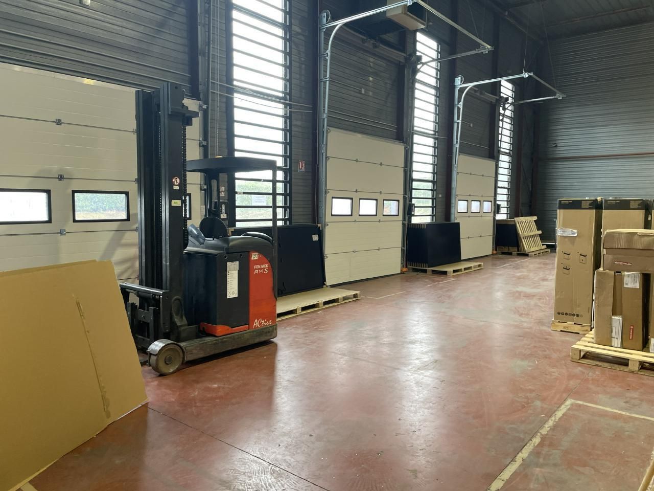 2260 m² pour ce pme-pmi en location à Tremblay-en-france