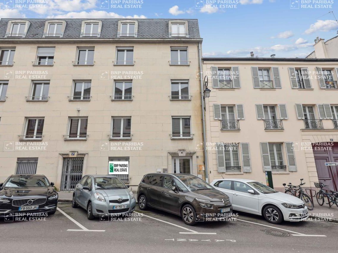 Location Bureaux 992 m² divisibles 78000 Versailles