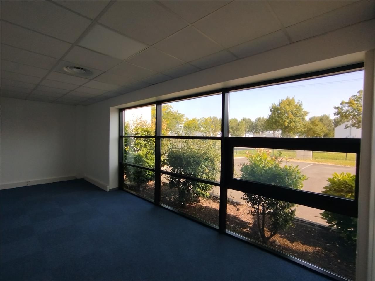 A vendre / A louer bâtiment indépendant mixte bur