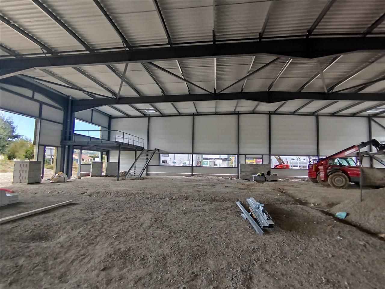 A vendre, zone commerciale de PORTET SUR  GARONNE