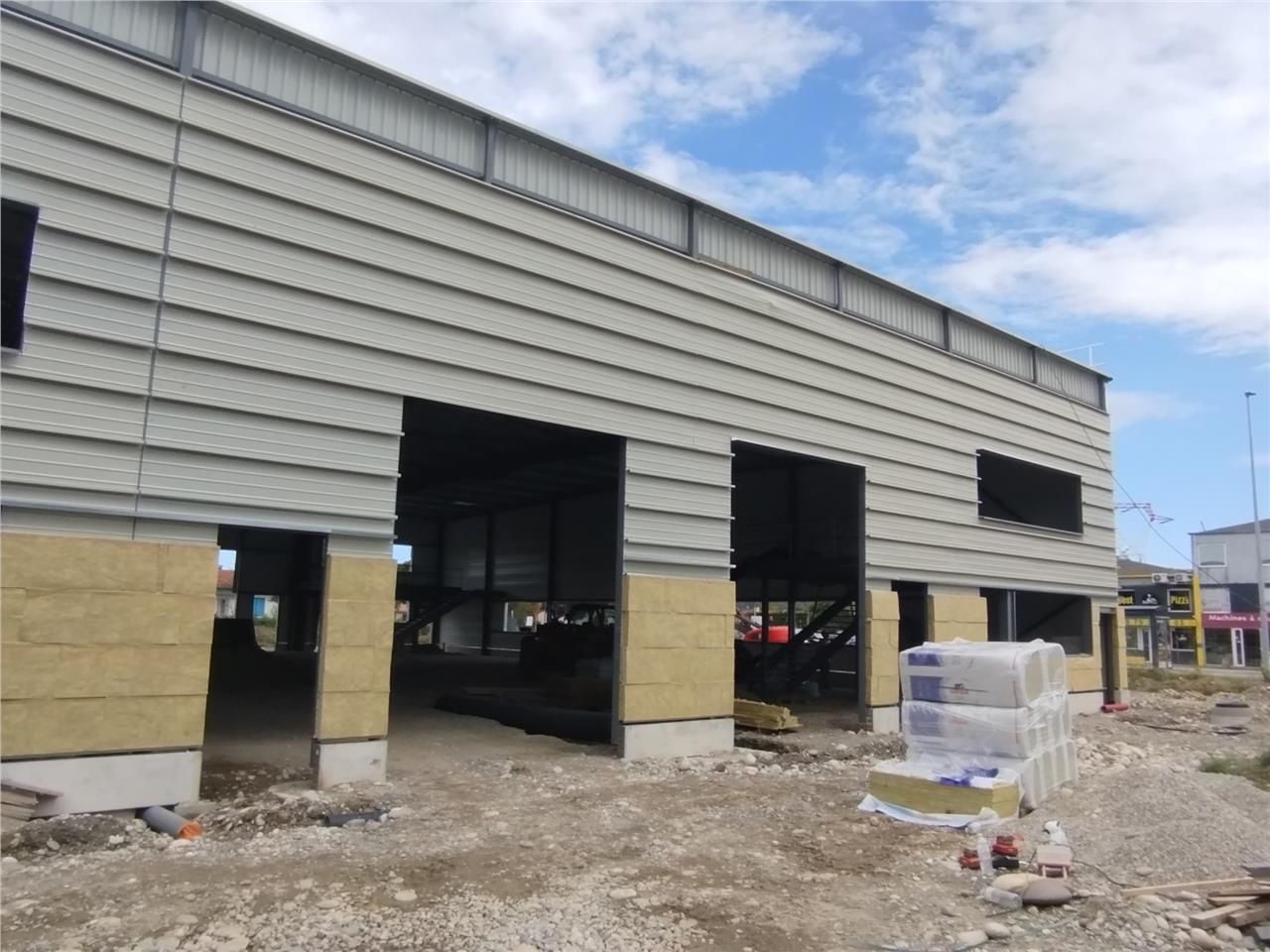 A vendre, zone commerciale de PORTET SUR  GARONNE