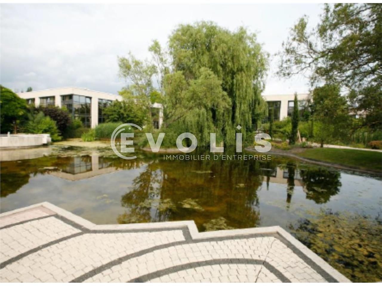 À la recherche de bureaux à louer à Guyancourt ? 