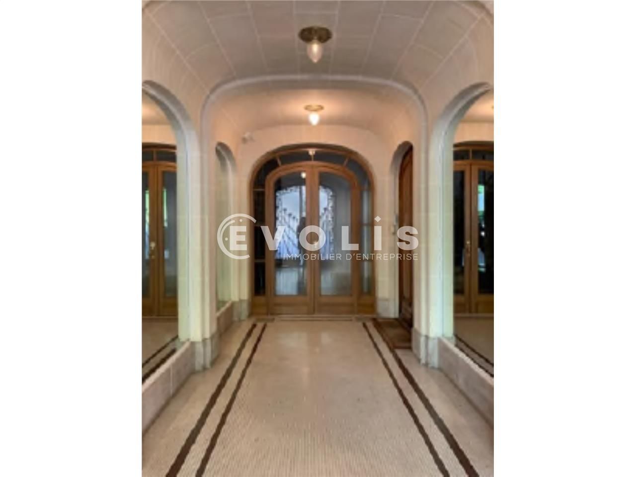 Au coeur de la dynamique capitale française, dans