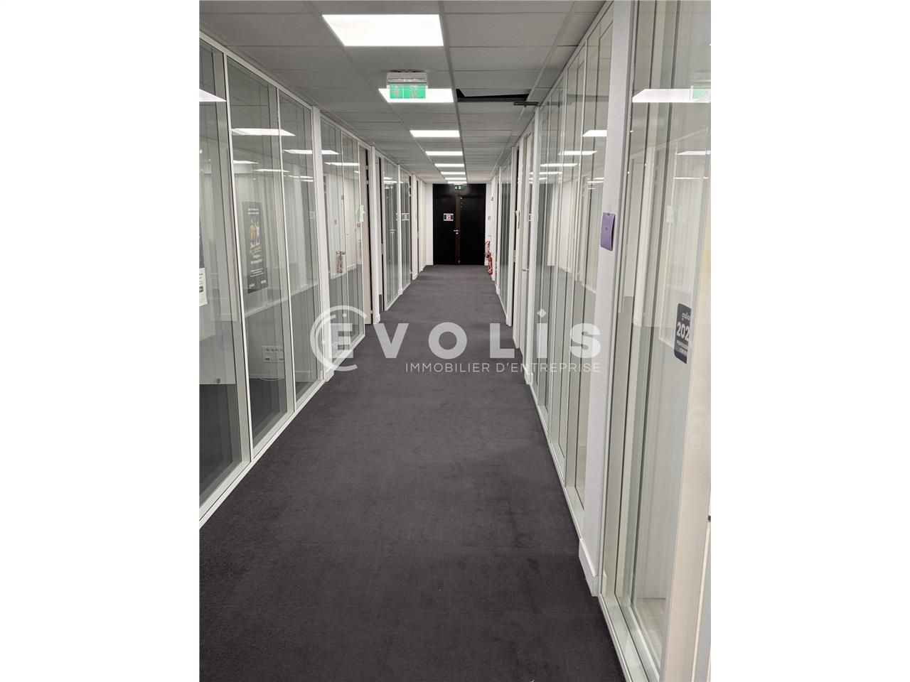 A louer à Paris, 530 m² de bureaux non divisibles