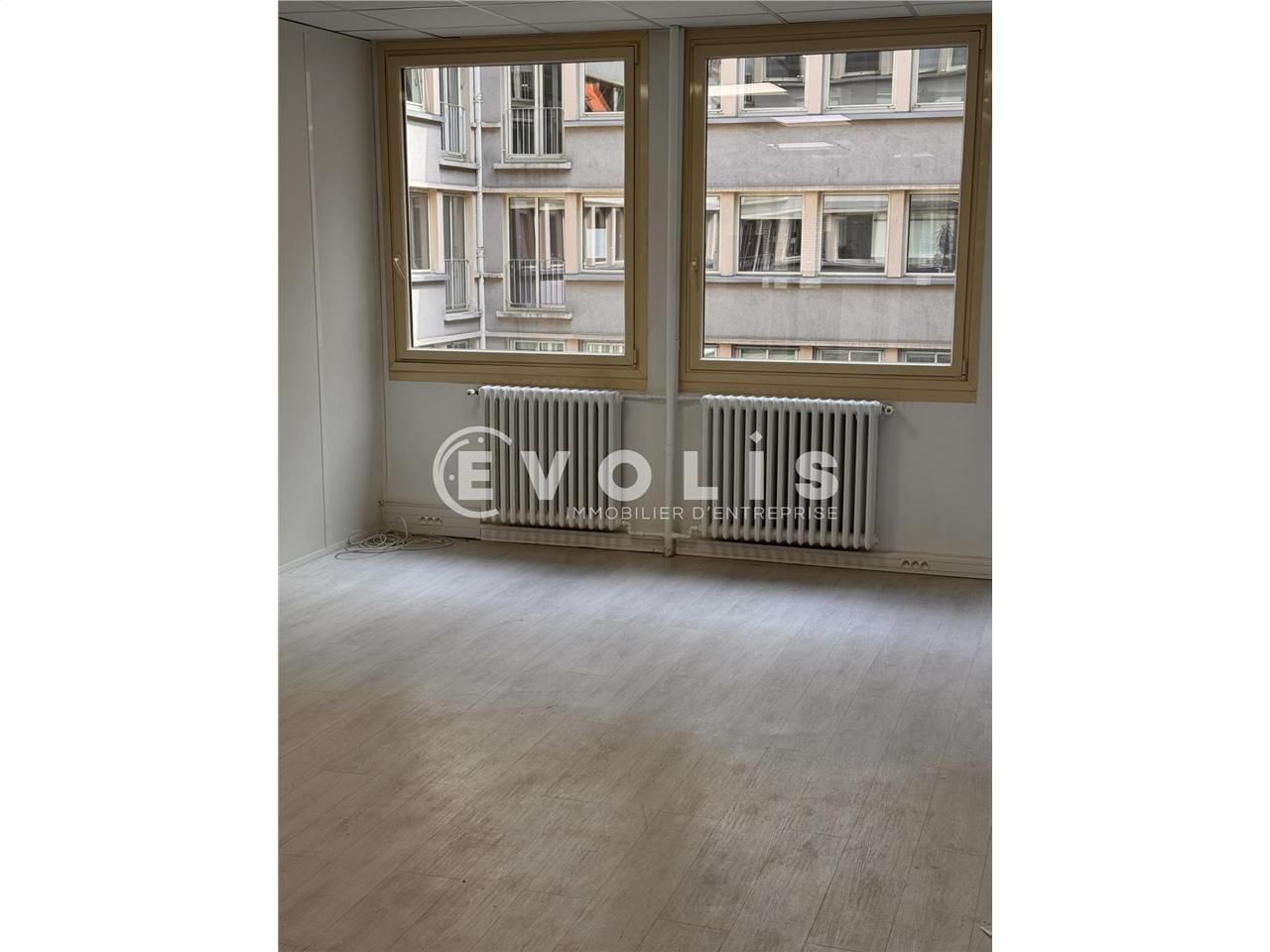 A louer à Paris, 530 m² de bureaux non divisibles