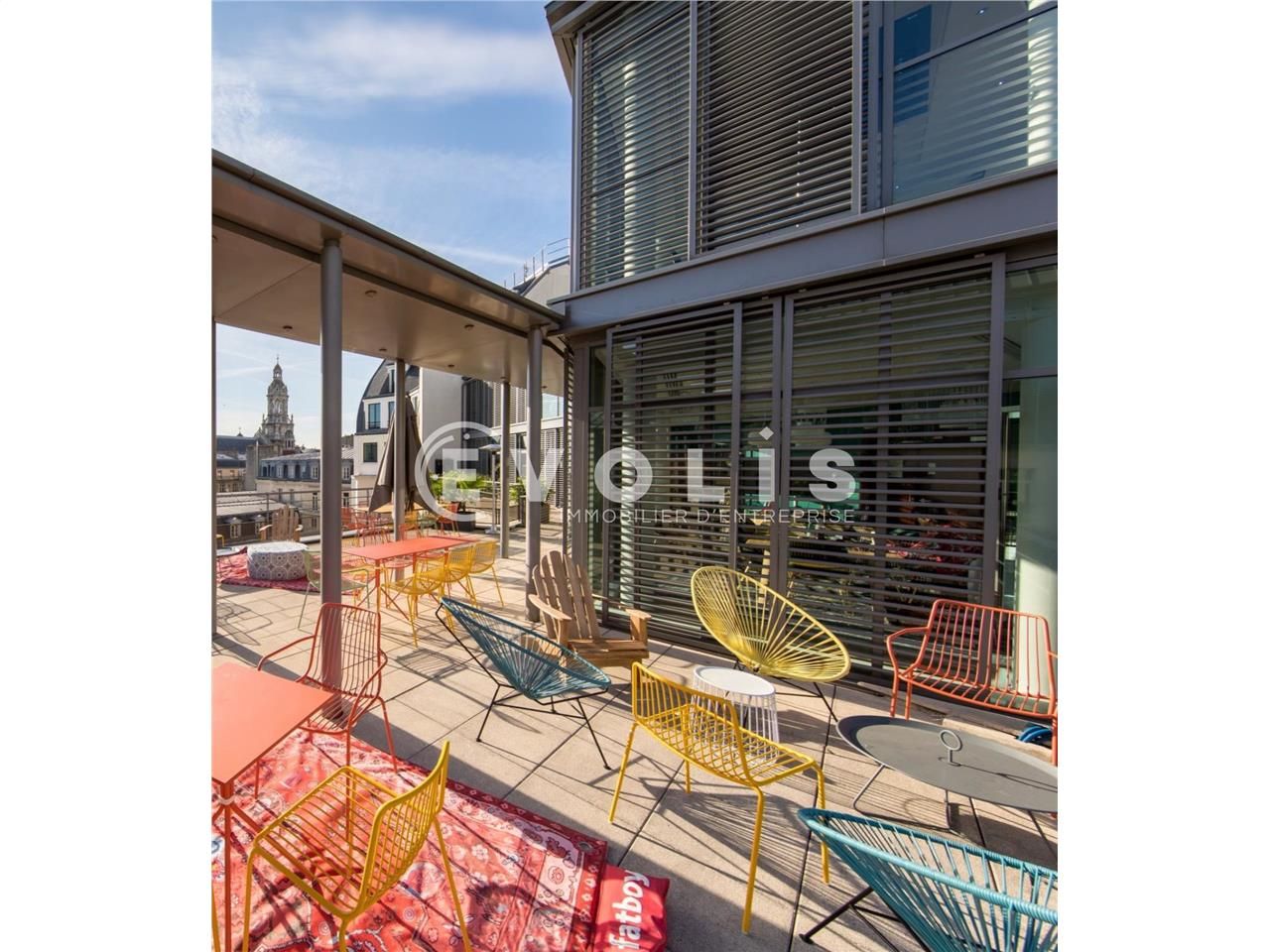 Bureaux d'exception à louer à Paris, offrant un e