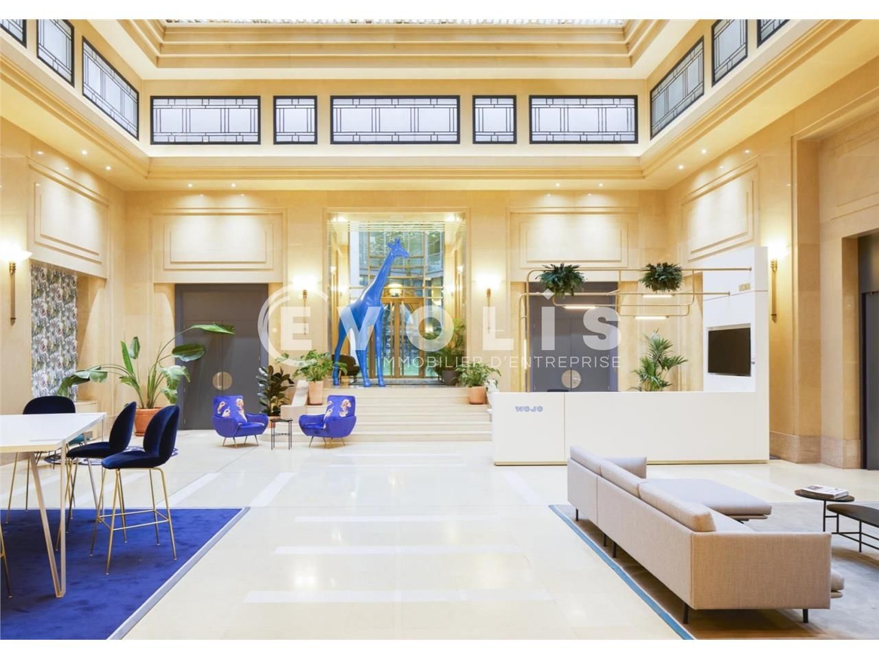 Bureaux d'exception à louer à Paris, offrant un e