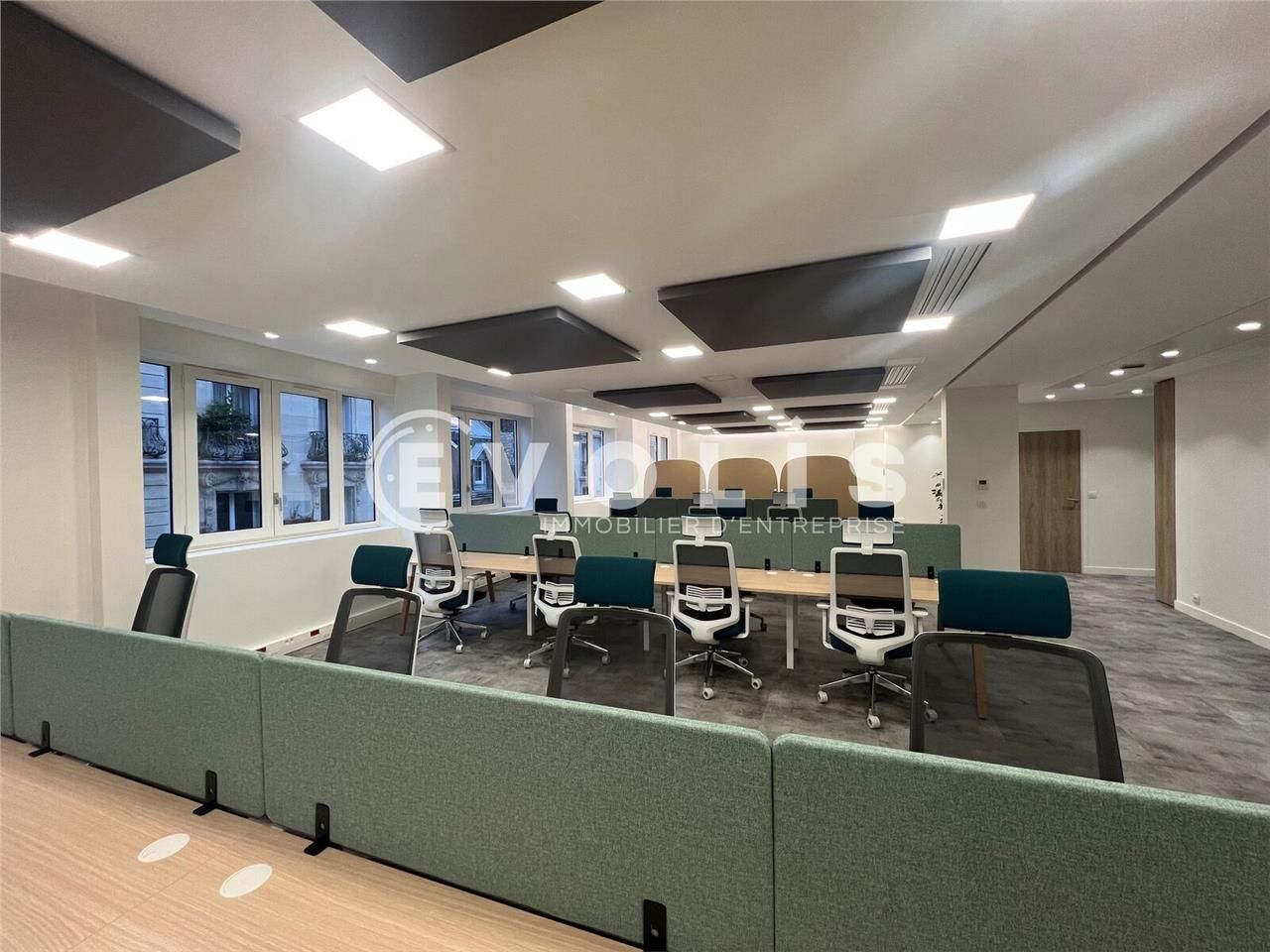 Dans un immeuble récent entièrement rénové, EVOLI