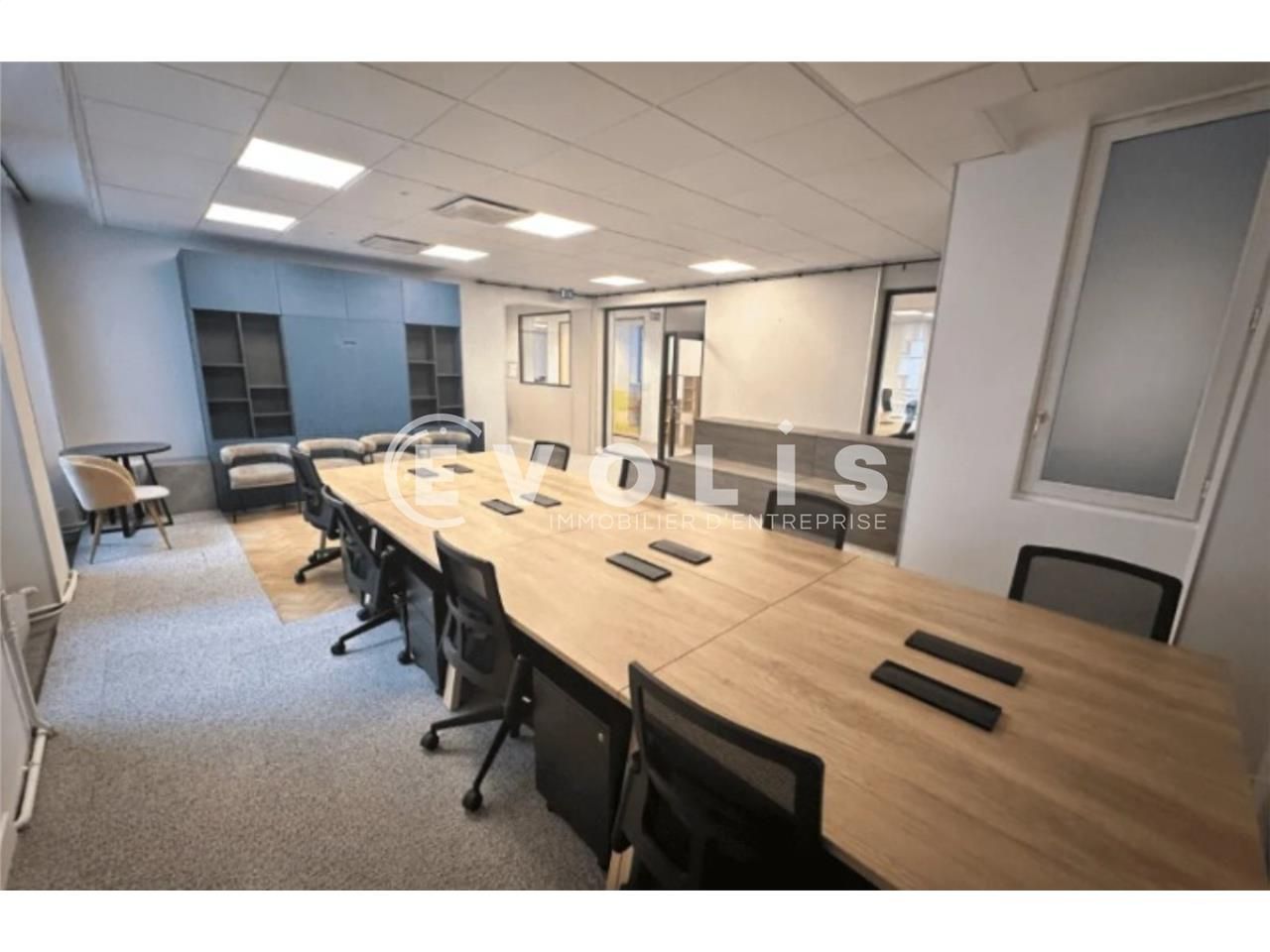 EVOLIS vous propose une surface de 350 m² non div