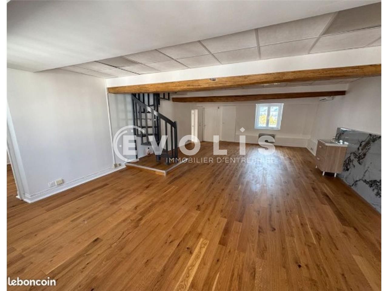 Idéalement placé dans le 12e arrondissement, entr