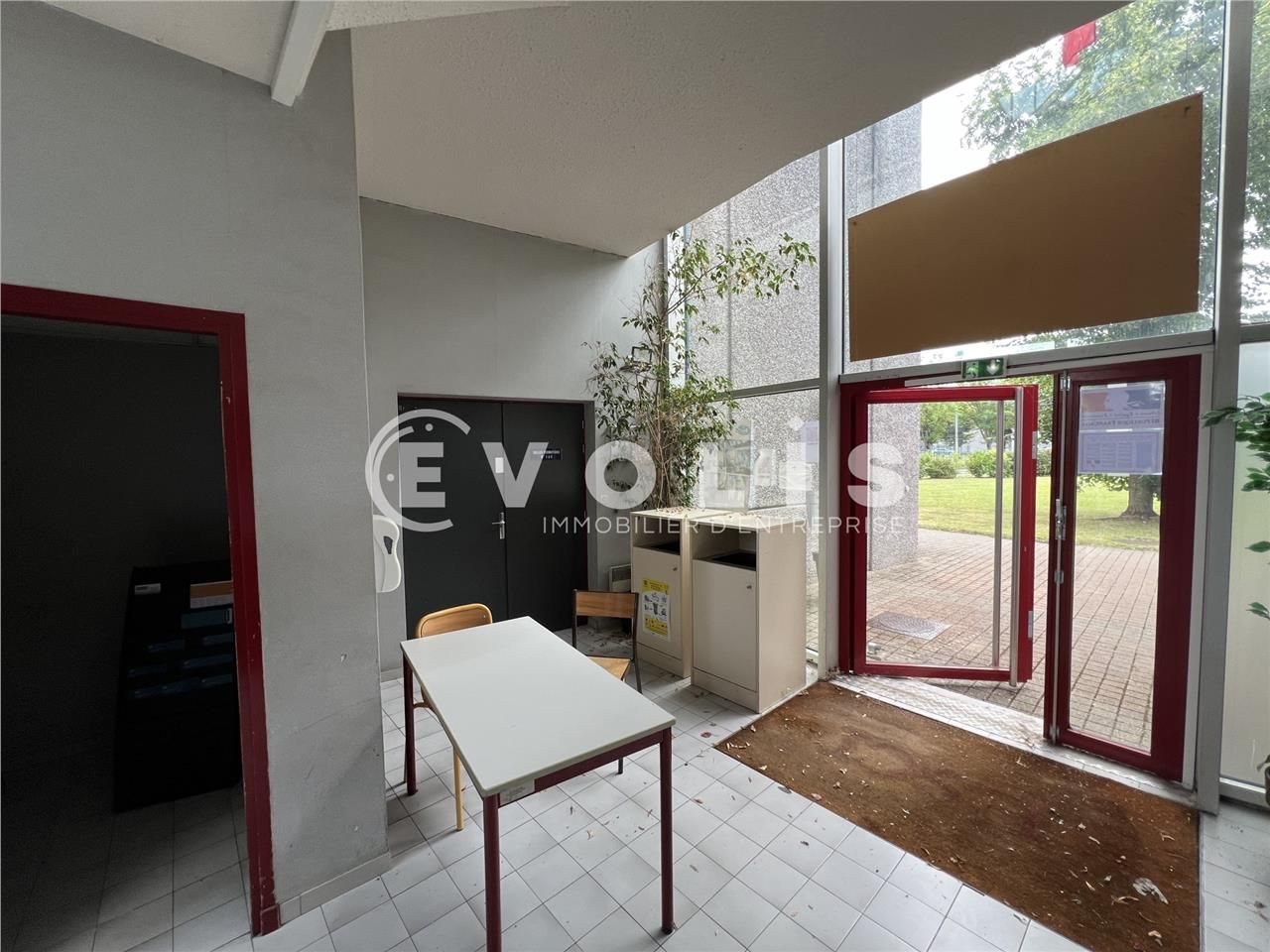 A proximité en bus de la Gare RER A de Lognes et