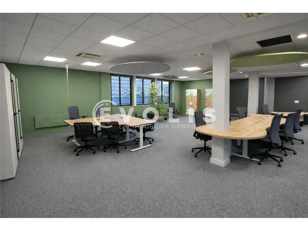 Situé dans le 15ème arrondissement de Paris, nous