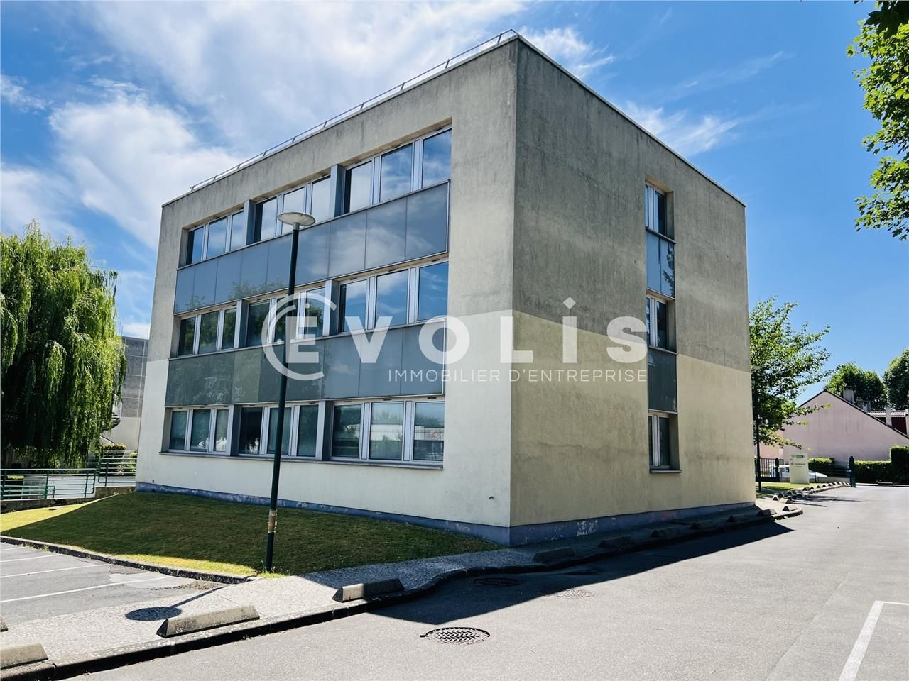 À quelques minutes à pied du RER A de Noisiel, EV