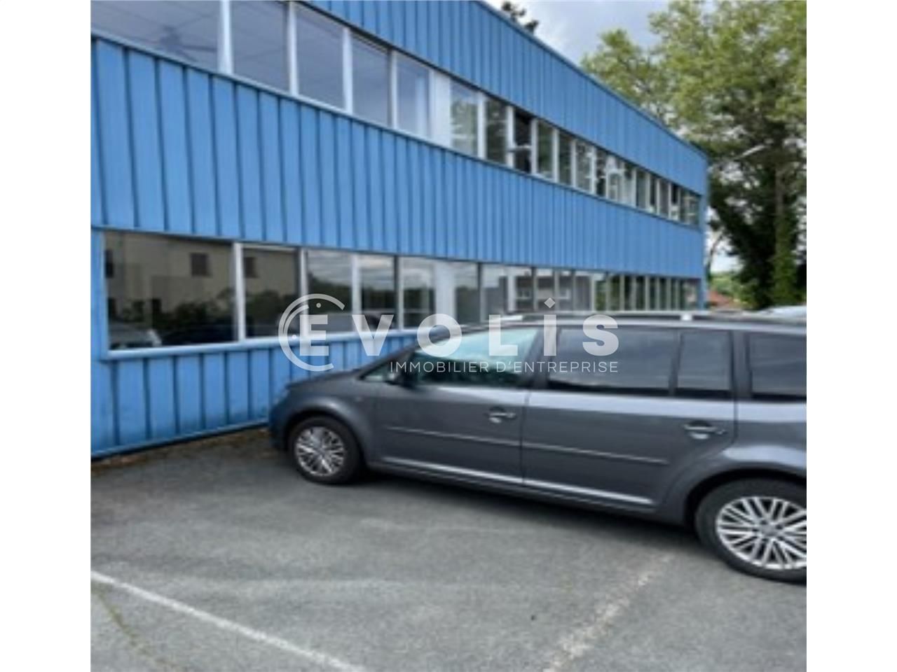 Locaux d'activité à louer à Saint-Ouen l'Aumône, 