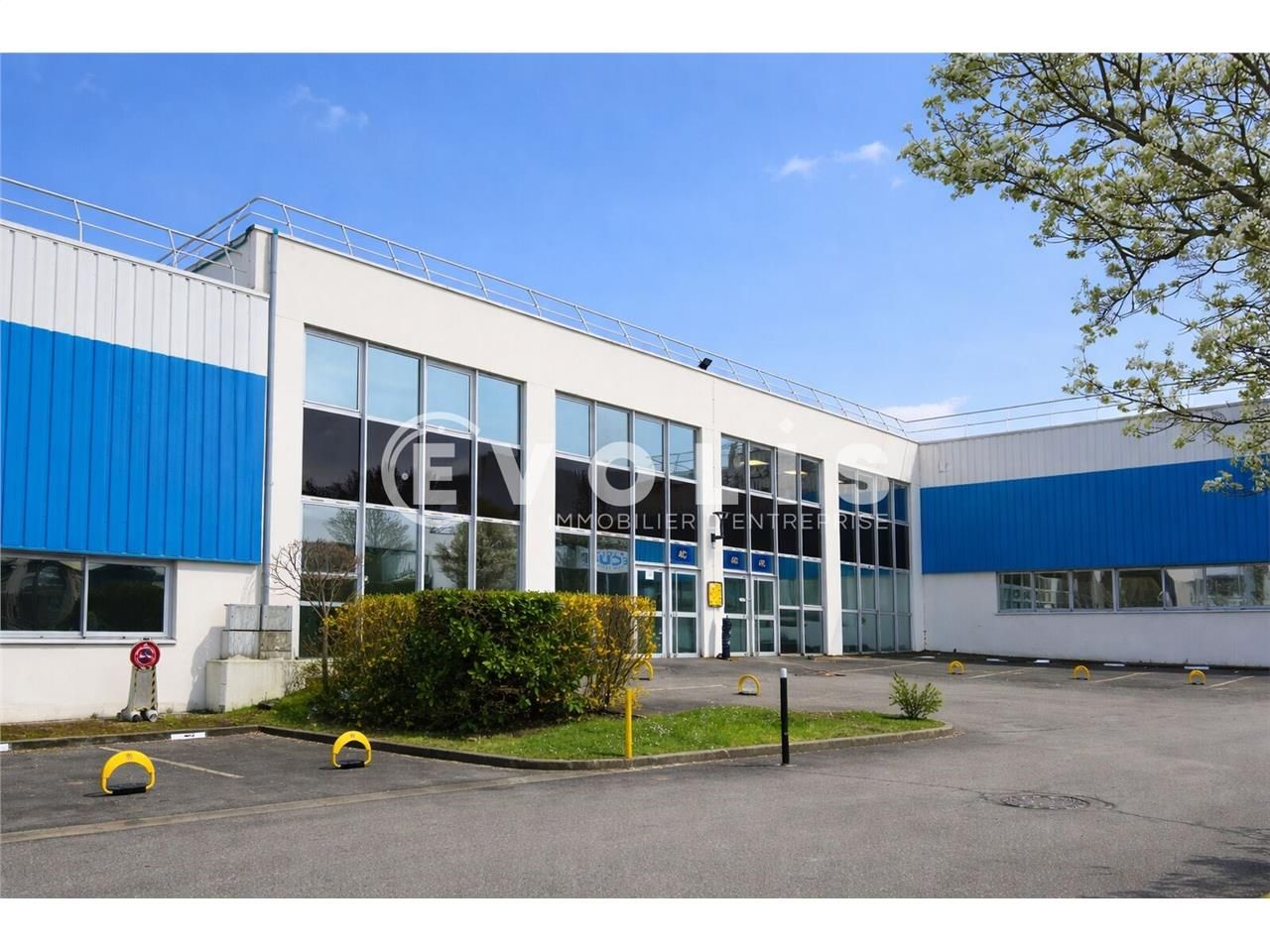 Champs-sur-Marne, à proximité immédiate de l'auto