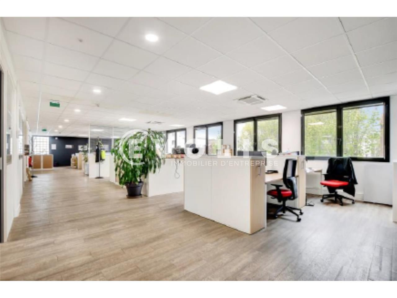 EVOLIS vous propose à Gentilly, des bureaux lumin