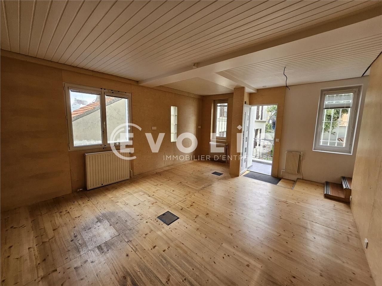 EVOLIS vous propose à la location un local à usag
