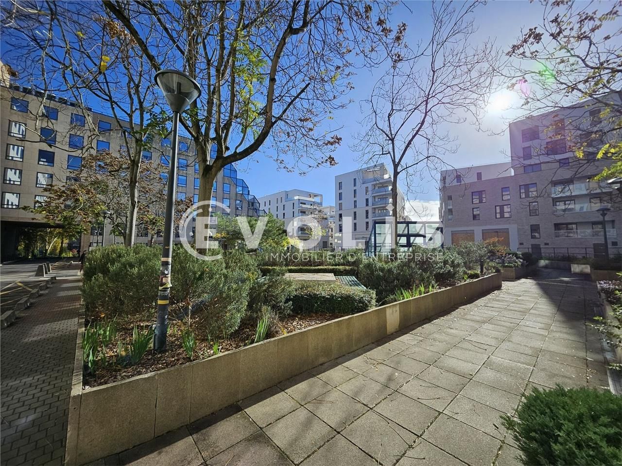 EVOLIS vous propose à la vente des bureaux modern