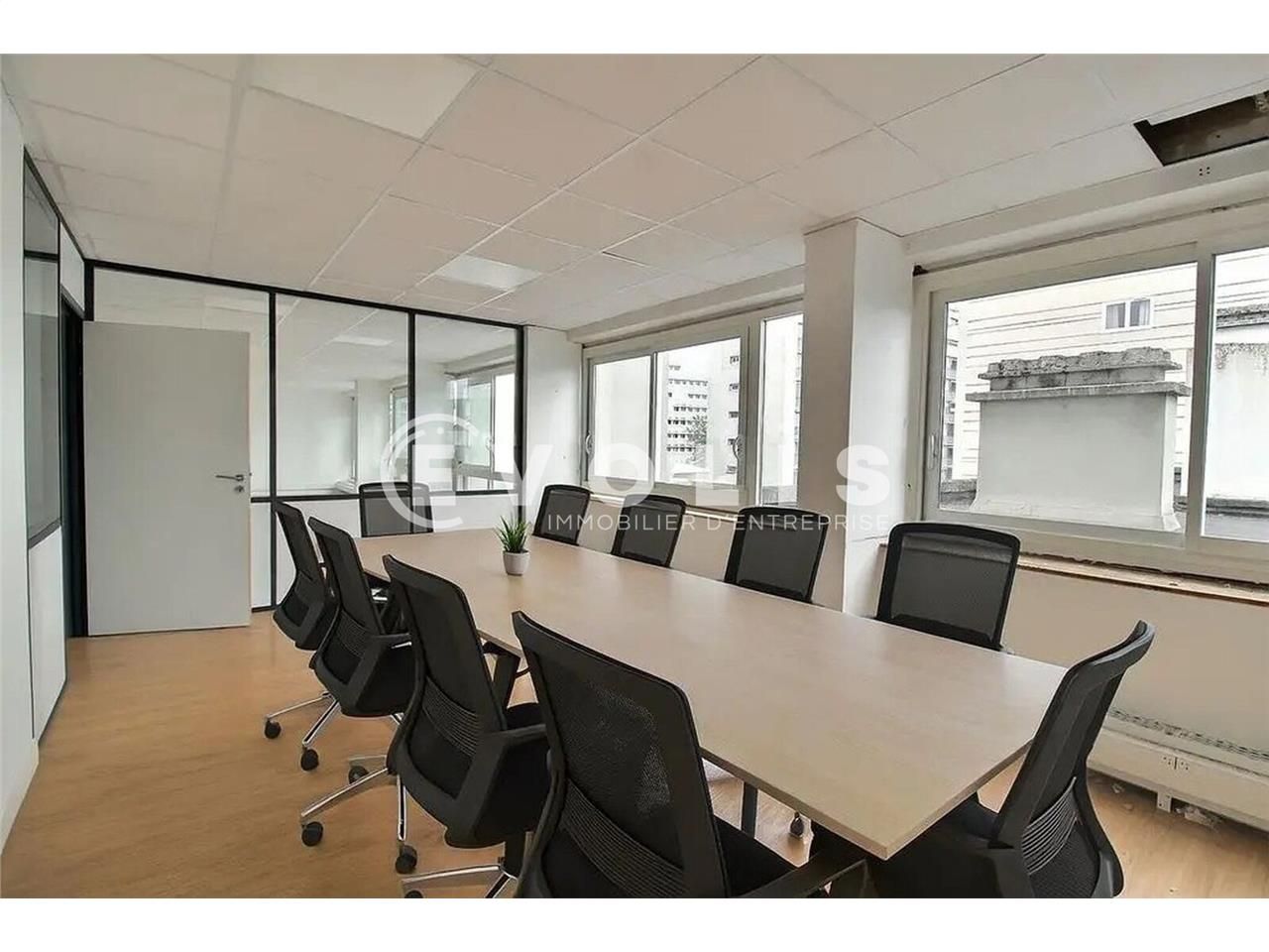 Idéalement situés à proximité immédiate du métro 