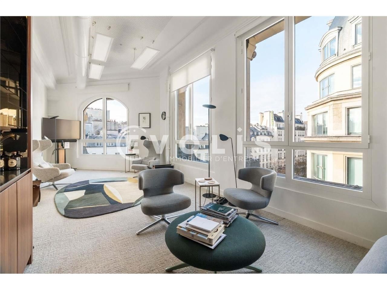 EVOLIS vous propose des espaces de 197 m² et 100 