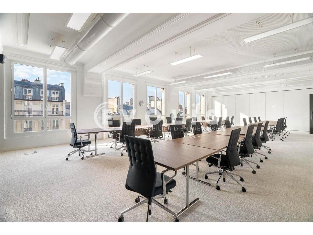 EVOLIS vous propose des espaces de 197 m² et 100 