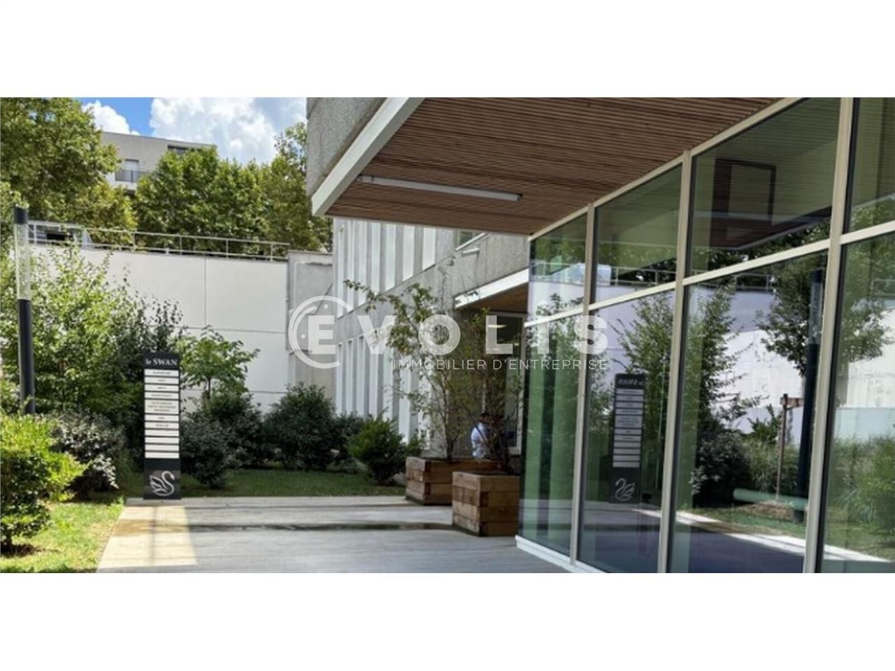 A Villeurbanne, Evolis vous propose  545 m² de bu