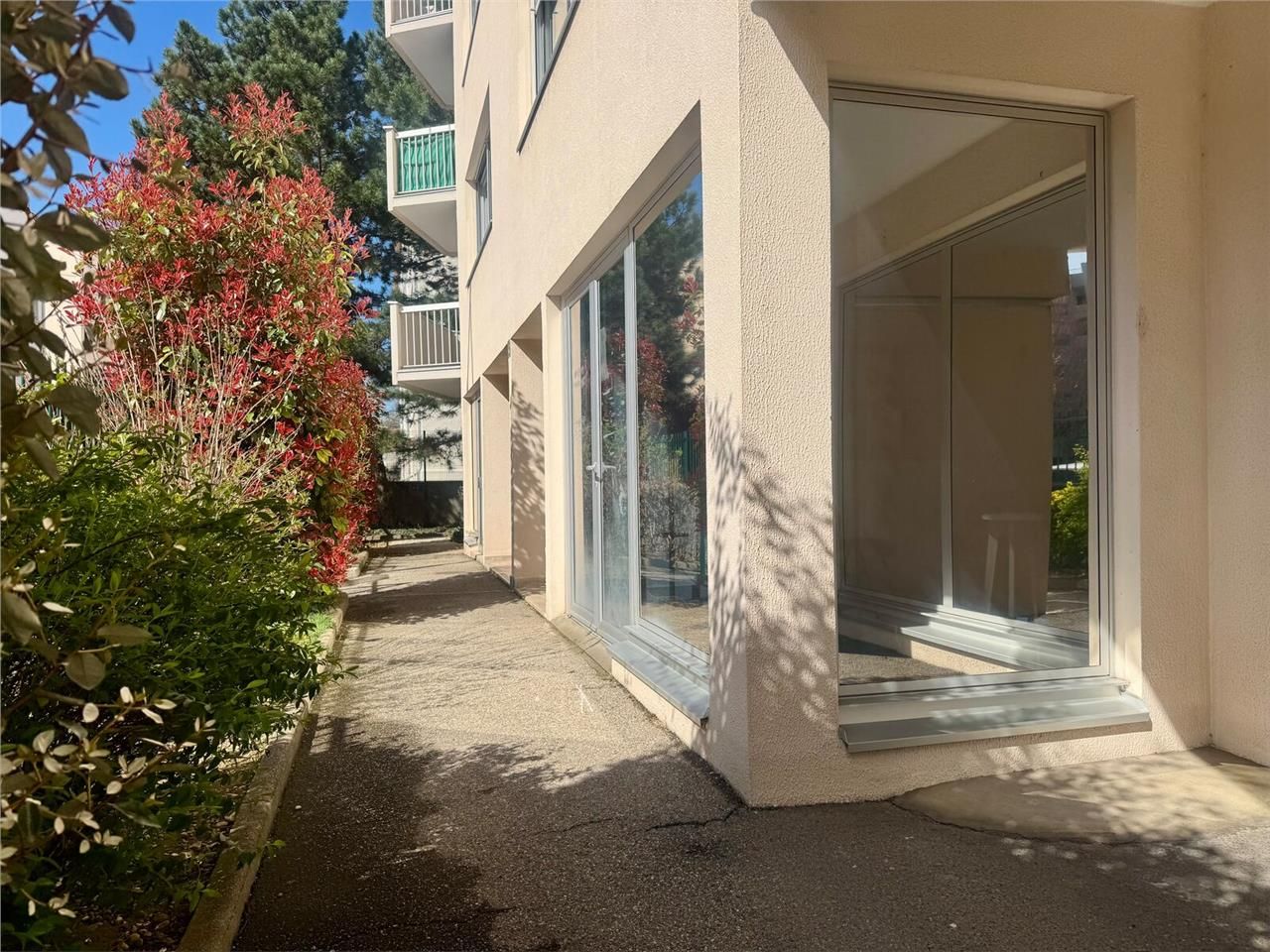 Situé à Lyon 7ème, à seulement 6 minutes de la pl