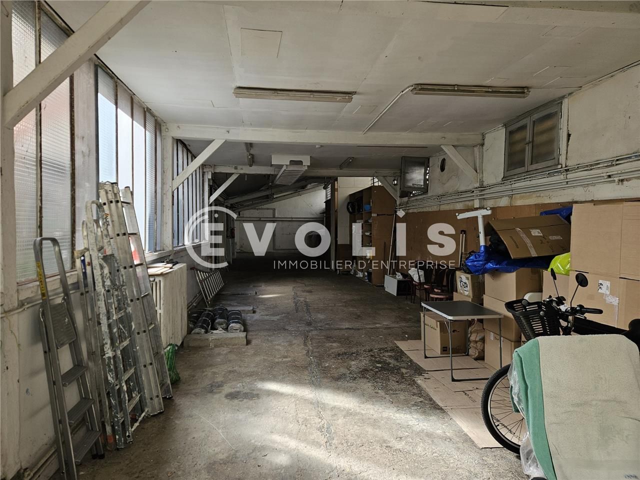 À louer - Local d'activité indépendant 340 m² - M
