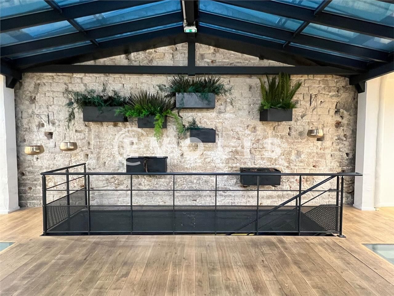 EVOLIS vous propose à la location une surface aty