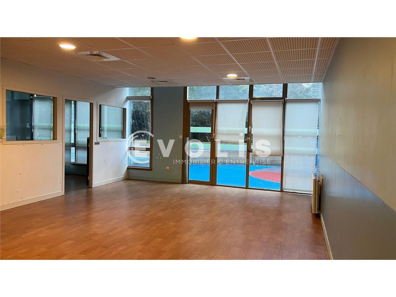 EVOLIS vous propose une surface de 366 m² en dupl