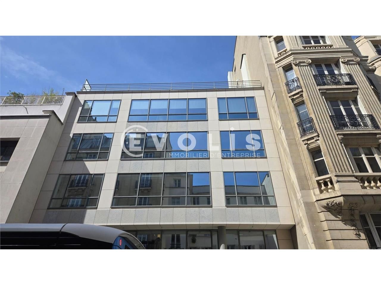 EVOLIS vous propose des bureaux lumineux et modul