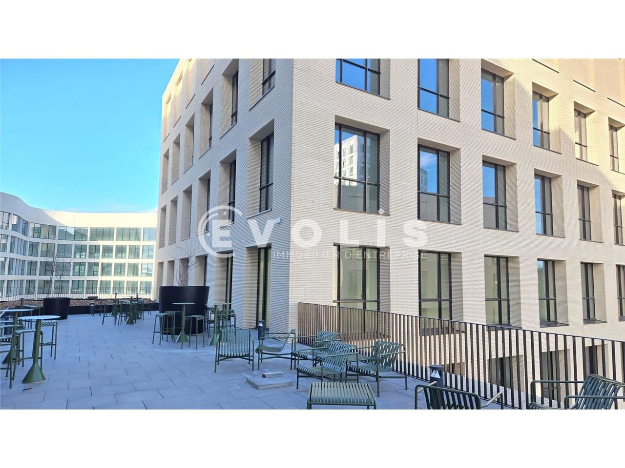 EVOLIS vous propose des bureaux des lots de labor