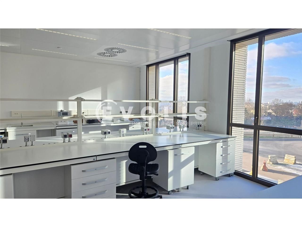 EVOLIS vous propose des bureaux des lots de labor