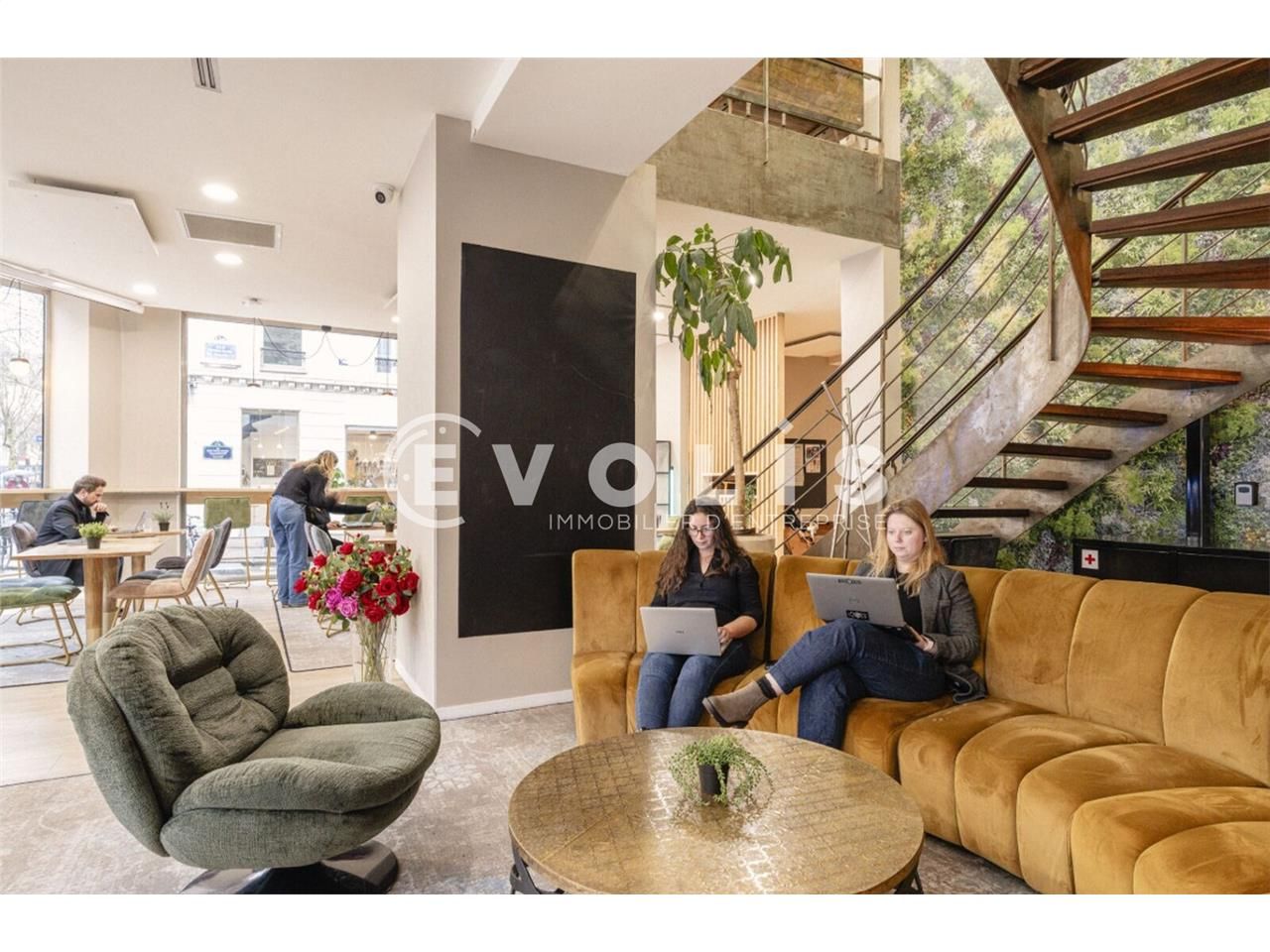 À la recherche de bureaux à louer à Paris. EVOLIS