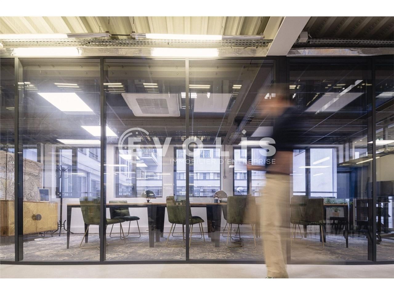 À la recherche de bureaux à louer à Paris. EVOLIS