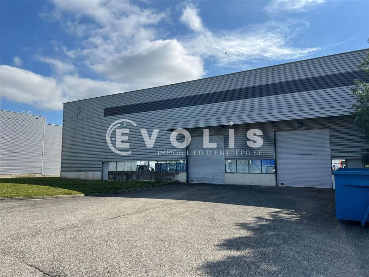 Evolis vous présente à la location un local de st