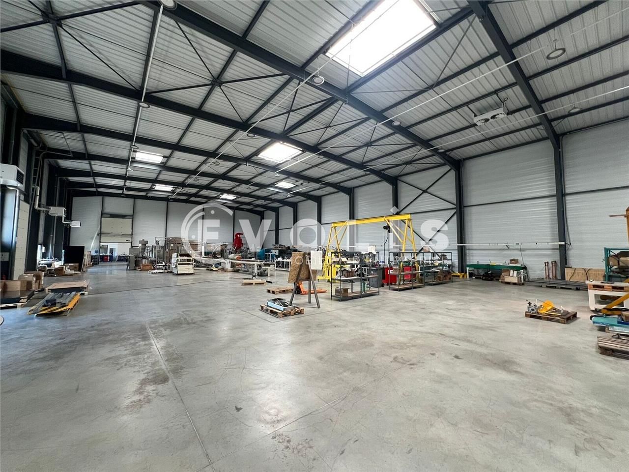 Evolis vous présente un bâtiment de 2000m² indépe