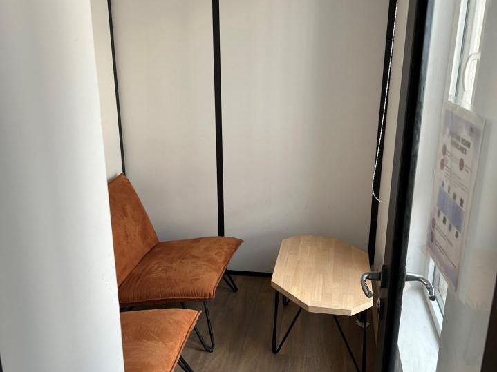 110 m² pour ce bureaux en location à Paris