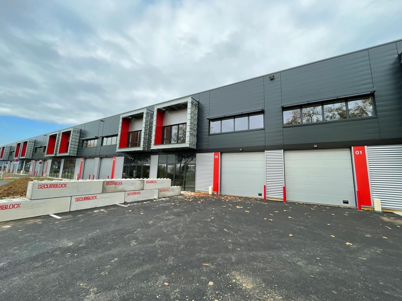 Location PME-PMI 7560 m² divisibles 91070 Bondoufle