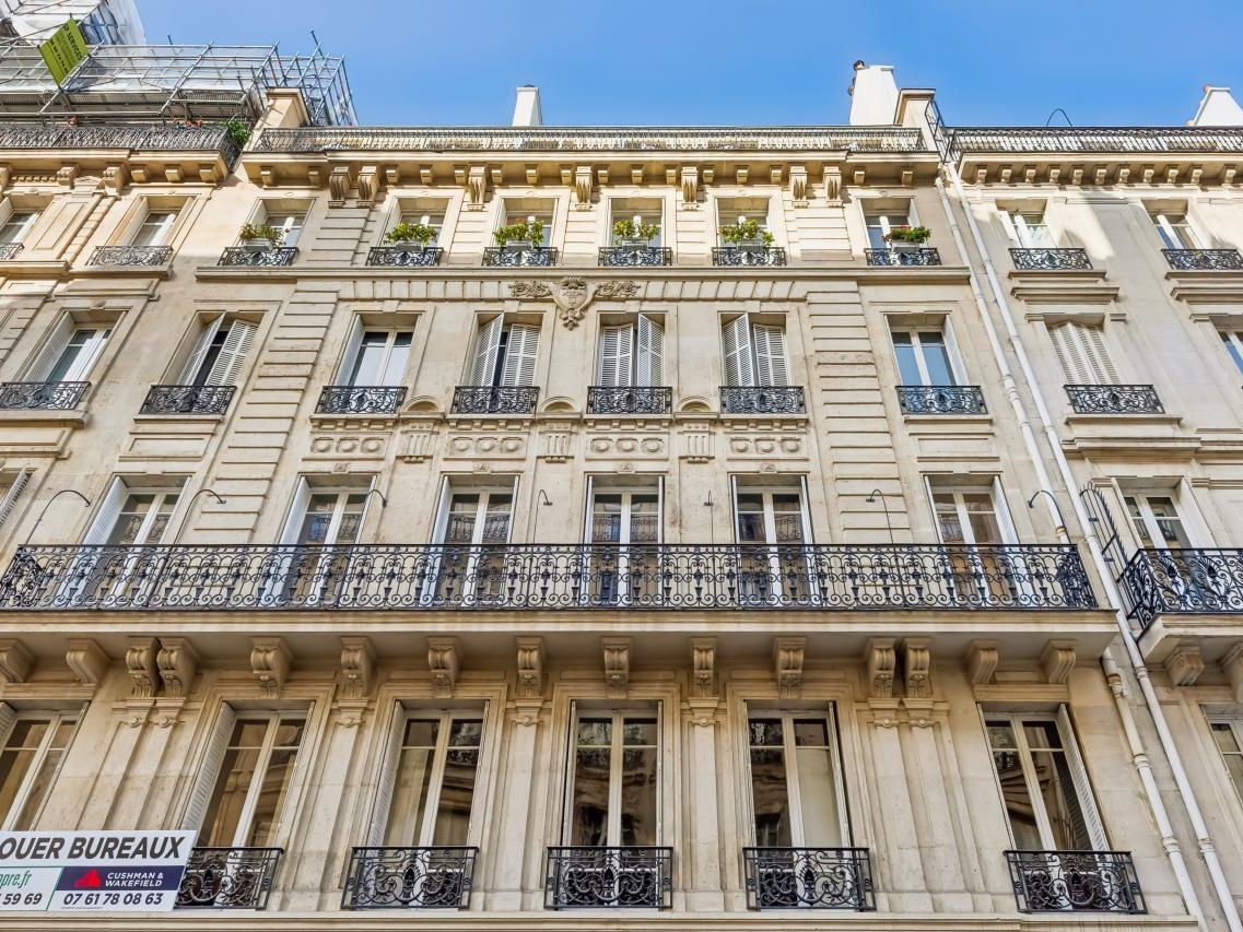 Location Bureaux 241 m² non divisibles 75008 Paris