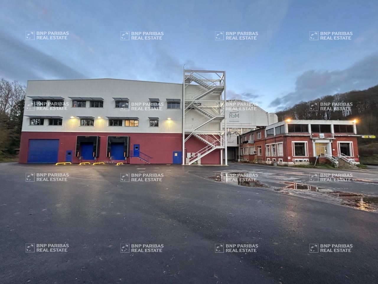 50430 m² pour ce activité en vente à Blendecques