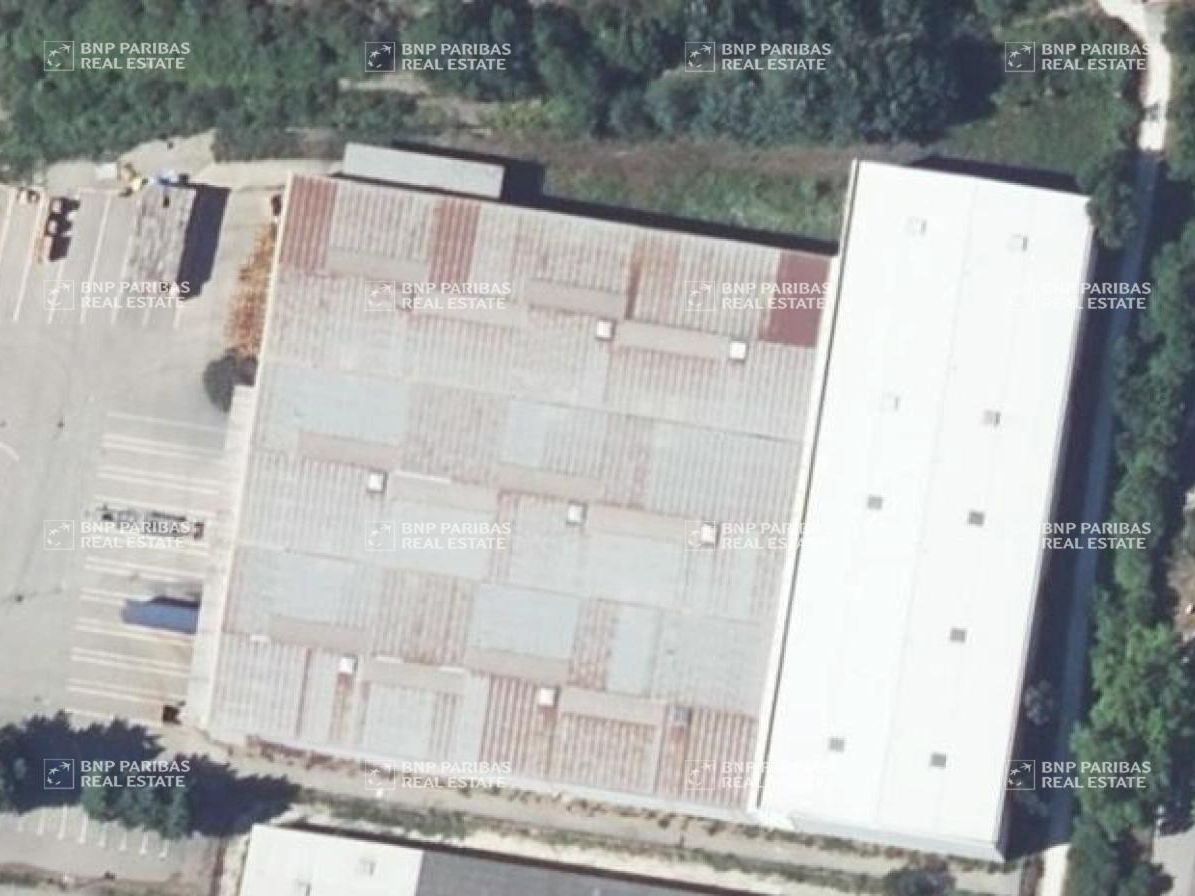 6884 m² pour cetentrepôts classe c en location à Avignon