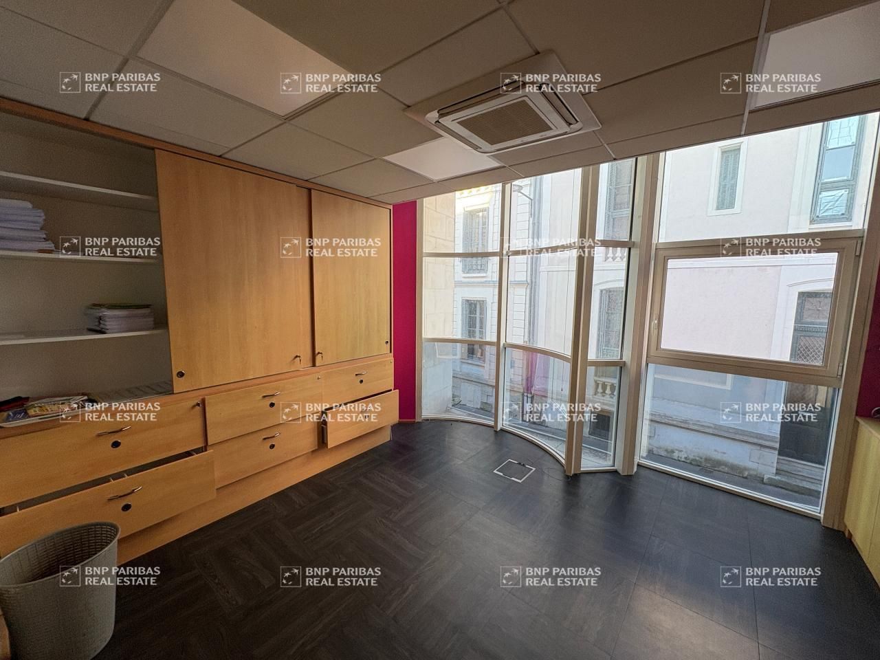 393.75 m² pour ce bureaux en vente à Tours