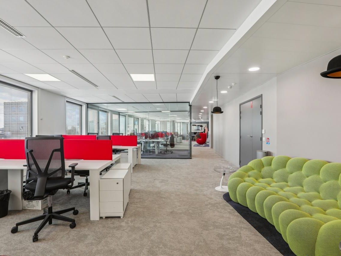Location Bureaux 758 m² divisibles 94220 Charenton le pont