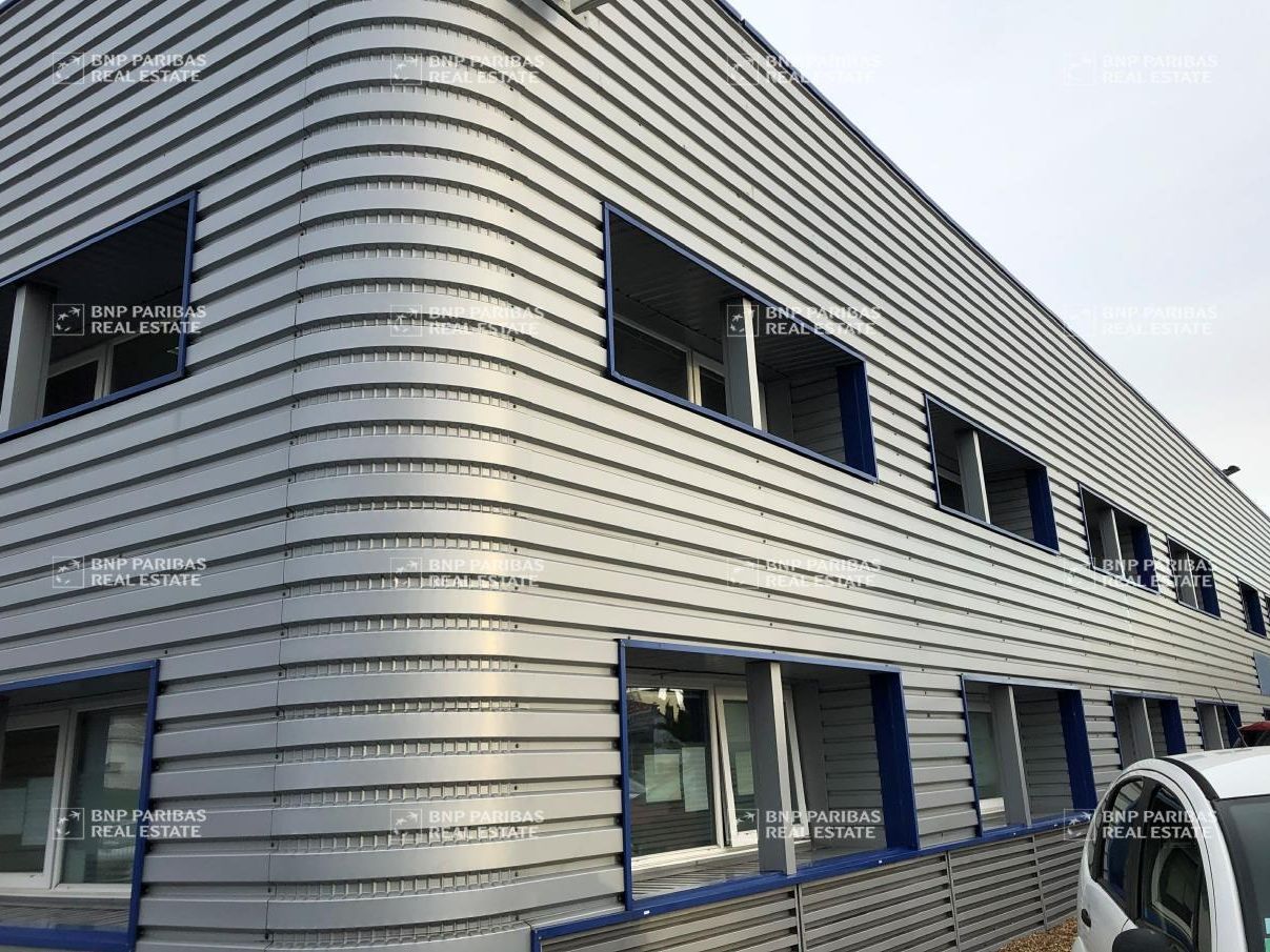 Location Bureaux 799 m² divisibles 45140 Ingre