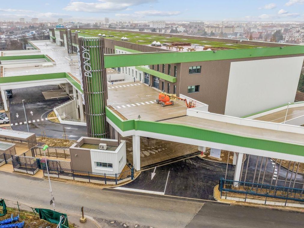 19123 m² pour ce activité en location à Bondy