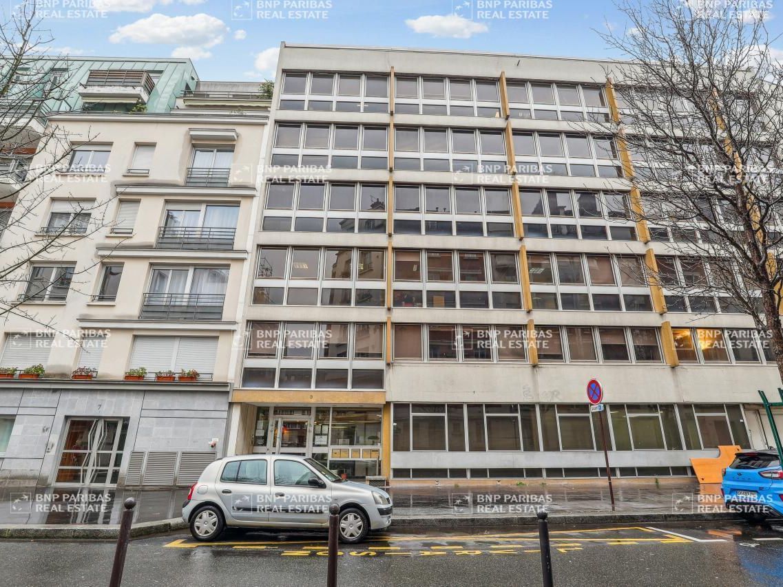 360 m² pour ce bureaux en location à Paris