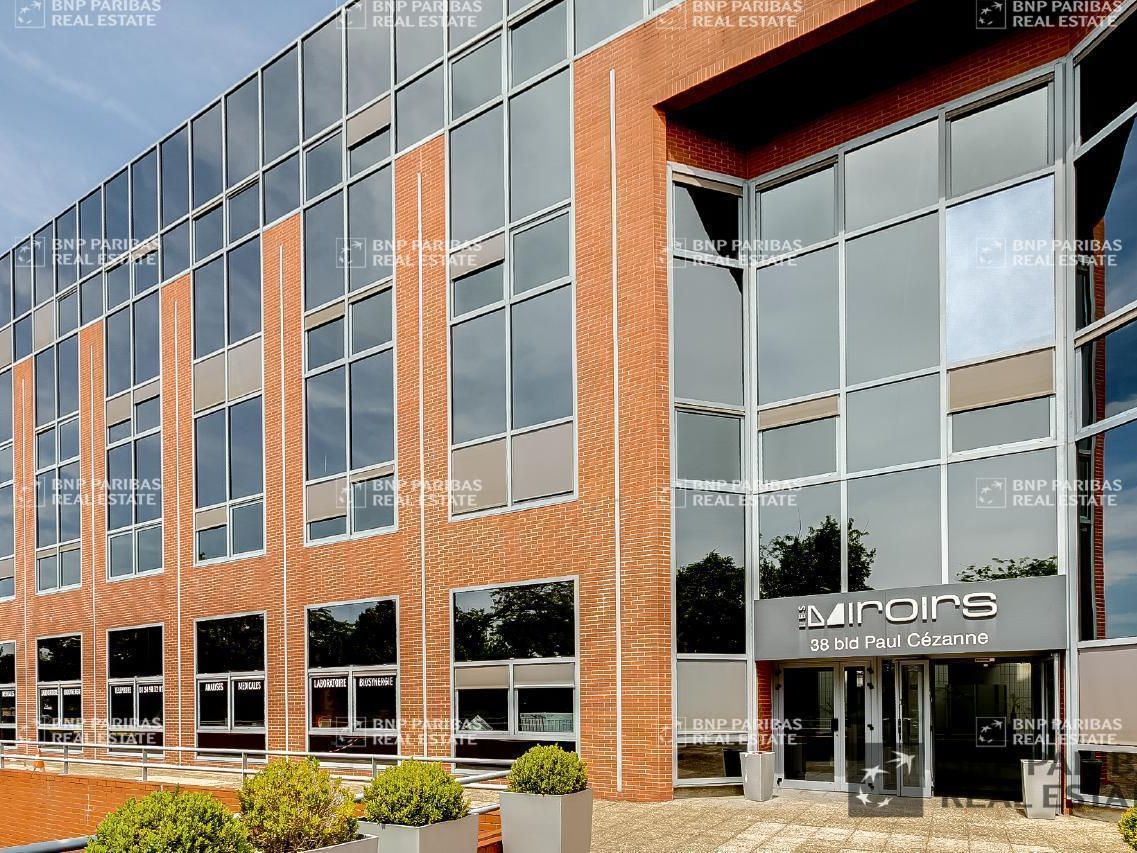Location Bureaux 1947 m² divisibles 78280 Guyancourt